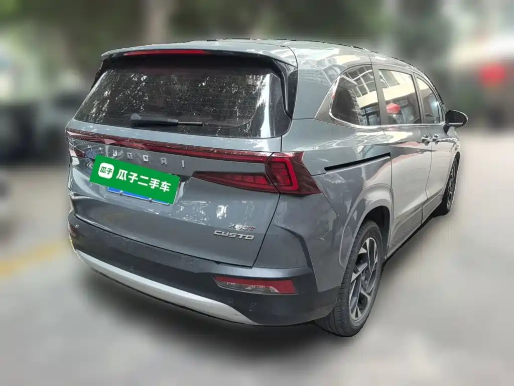 Hyundai Custo — фото 4