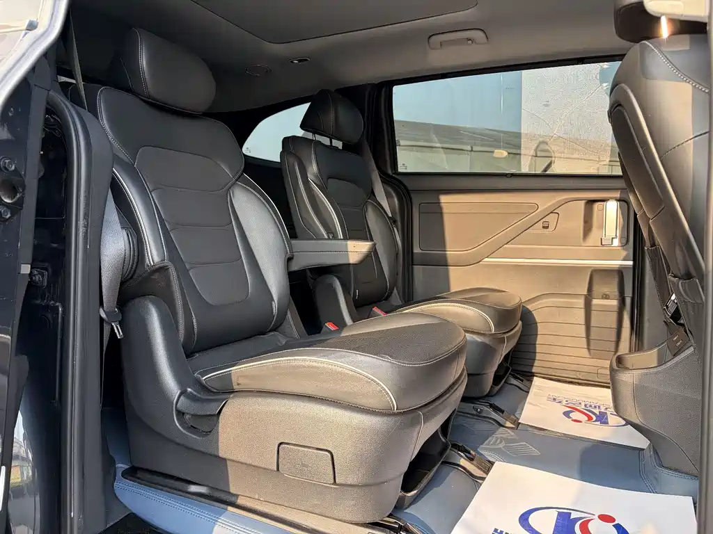 Hyundai Custo — фото 11