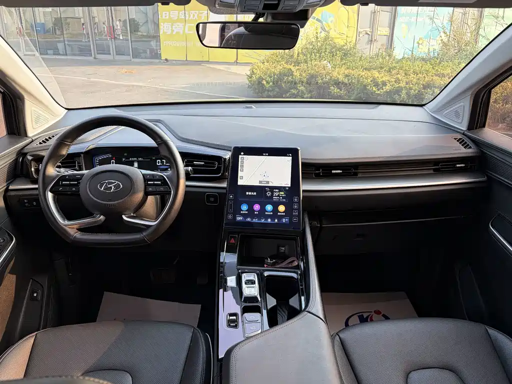 Hyundai Custo — фото 10