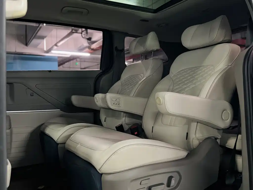 Hyundai Custo — фото 11