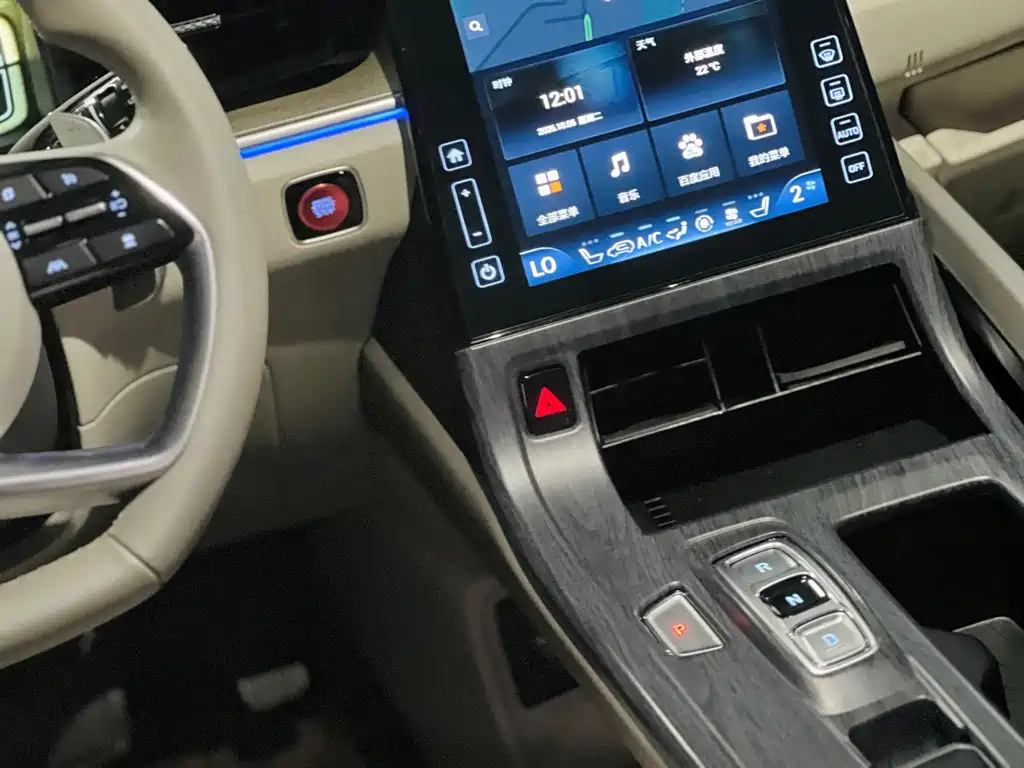 Hyundai Custo — фото 14