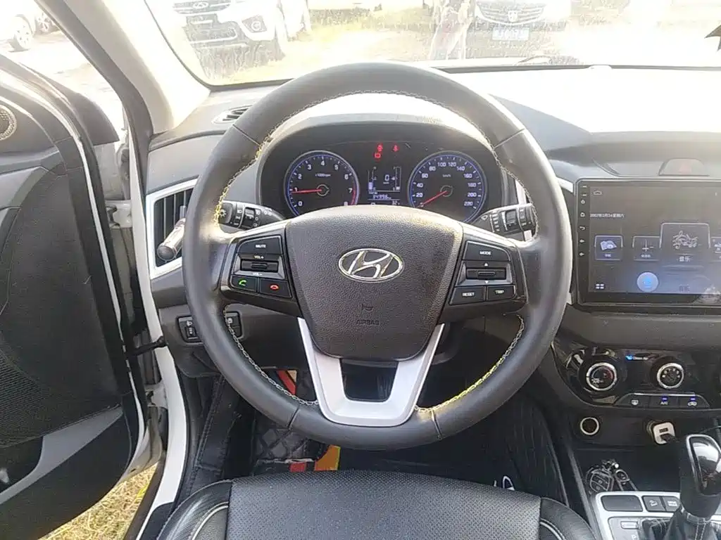Hyundai ix25 — фото 11