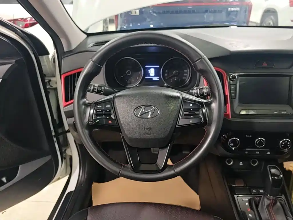 Hyundai ix25 — фото 11