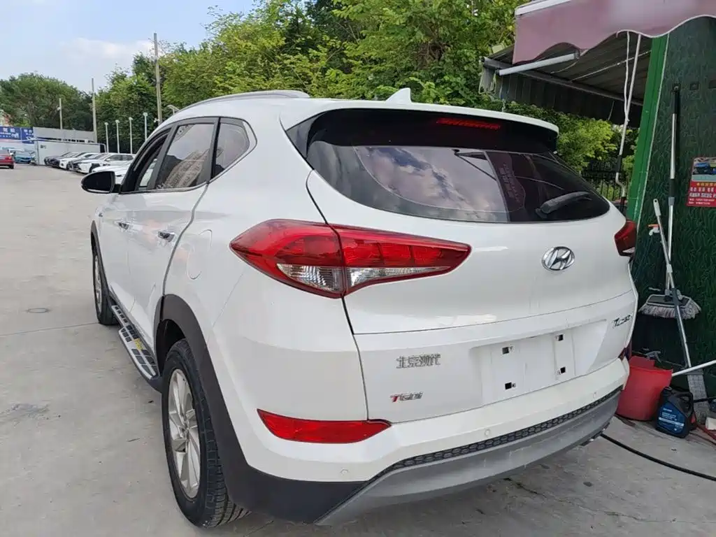Hyundai Tucson — фото 5