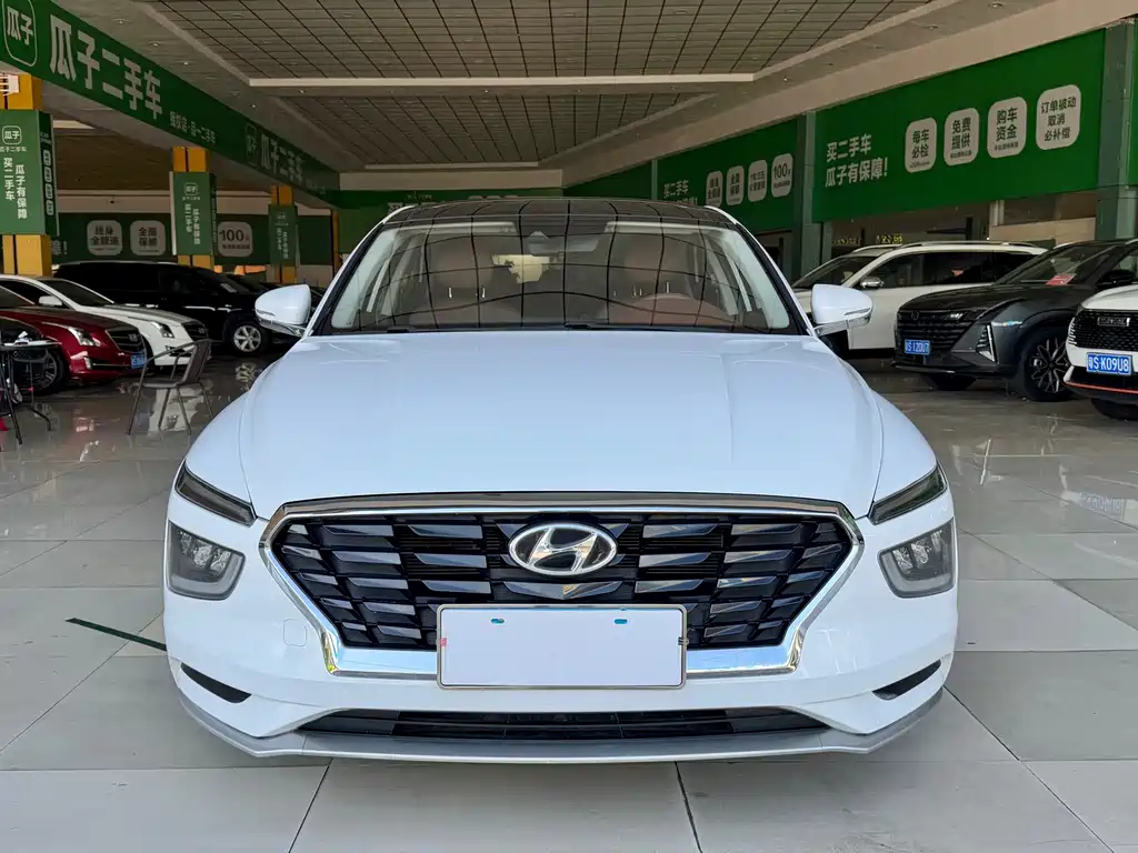 Hyundai Mistra — фото 2