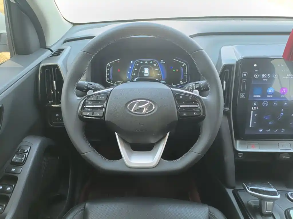 Hyundai ix35 — фото 11