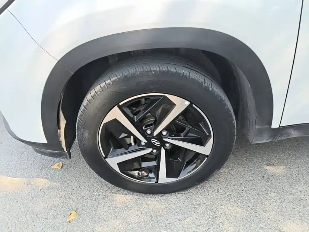 Hyundai ix35 — фото 23