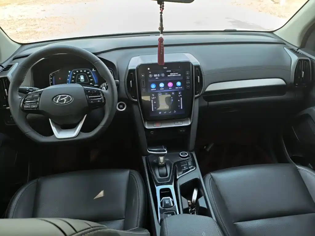 Hyundai ix35 — фото 10