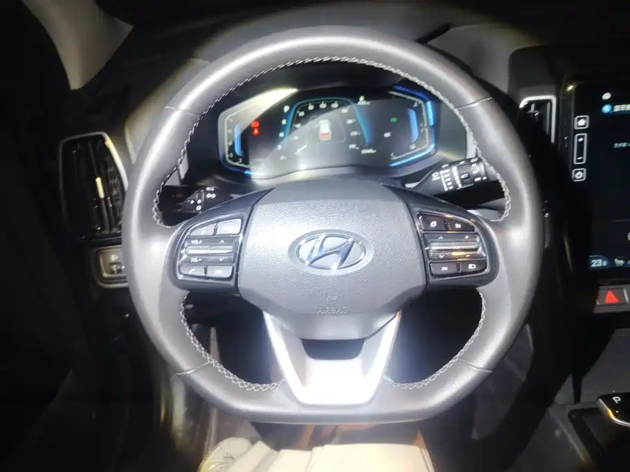 Hyundai ix35 — фото 15