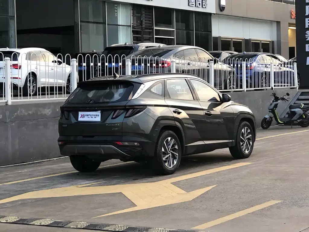 Hyundai Tucson — фото 4