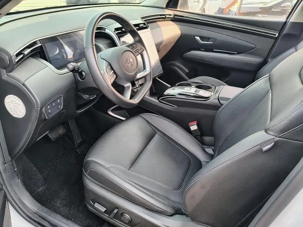Hyundai Tucson — фото 6