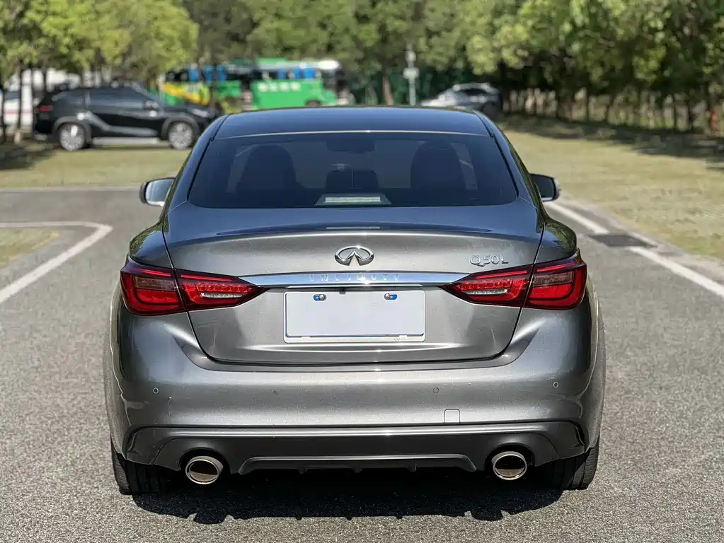 Infiniti Q50L — фото 8