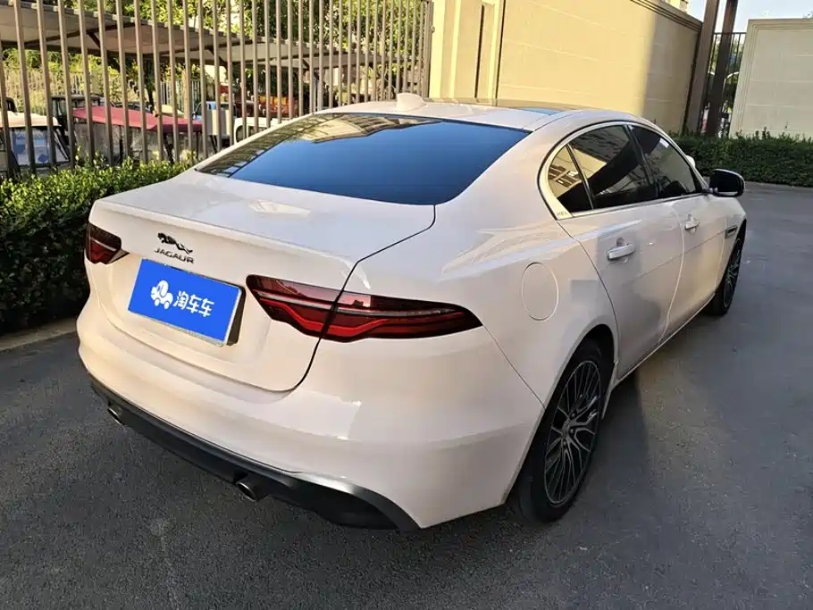Jaguar XEL — фото 3