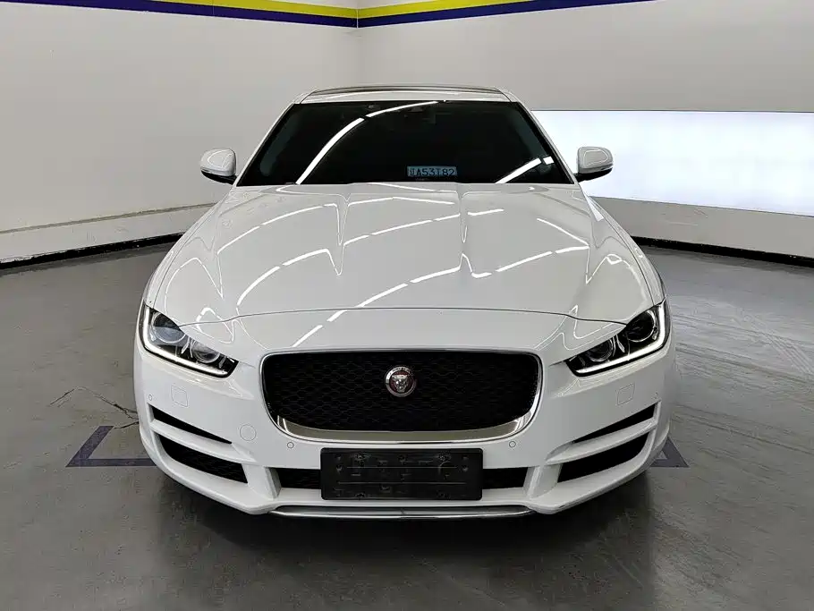 Jaguar XEL — фото 2