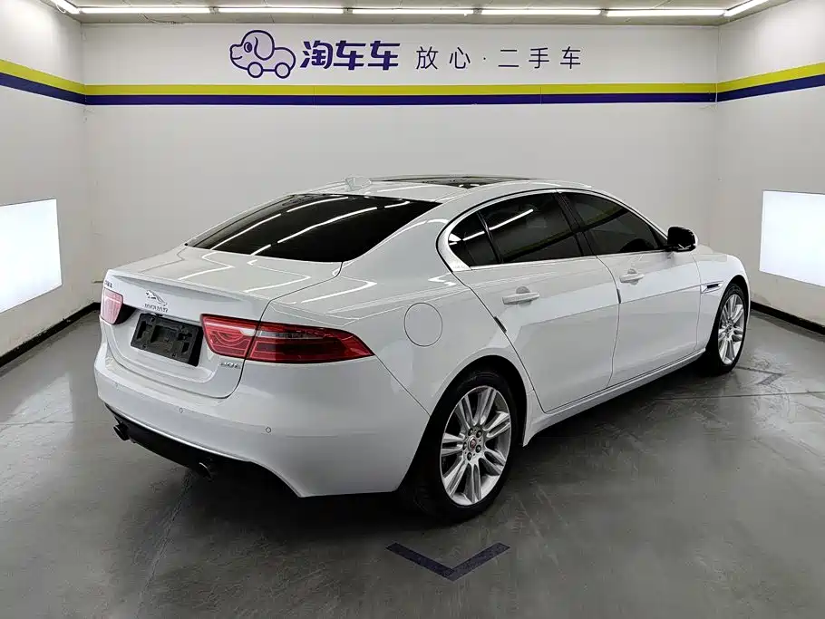 Jaguar XEL — фото 3