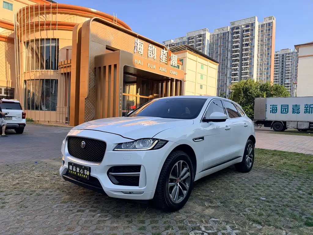 Jaguar F-PACE — фото 3