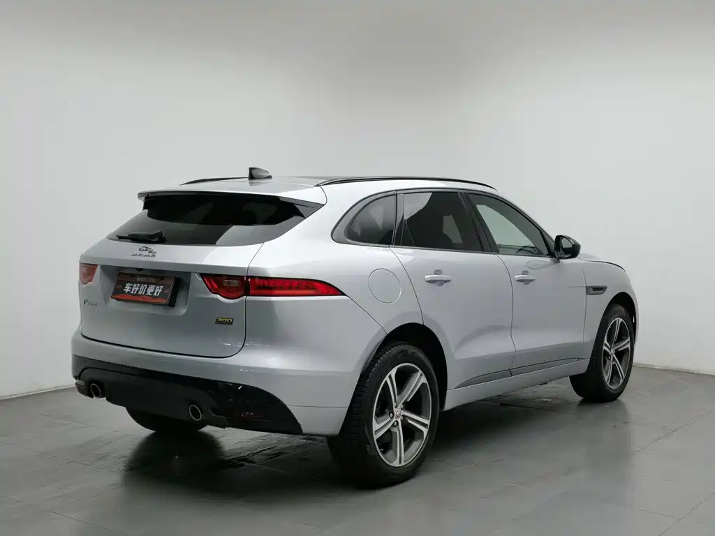 Jaguar F-PACE — фото 2