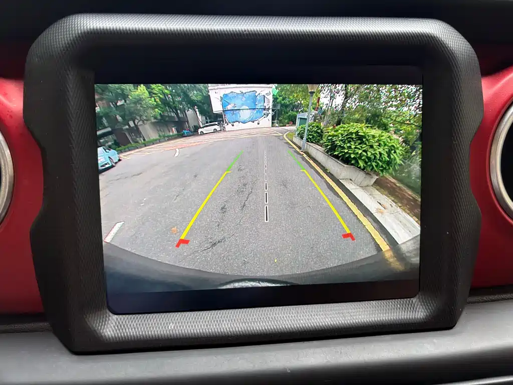 Jeep Wrangler — фото 17