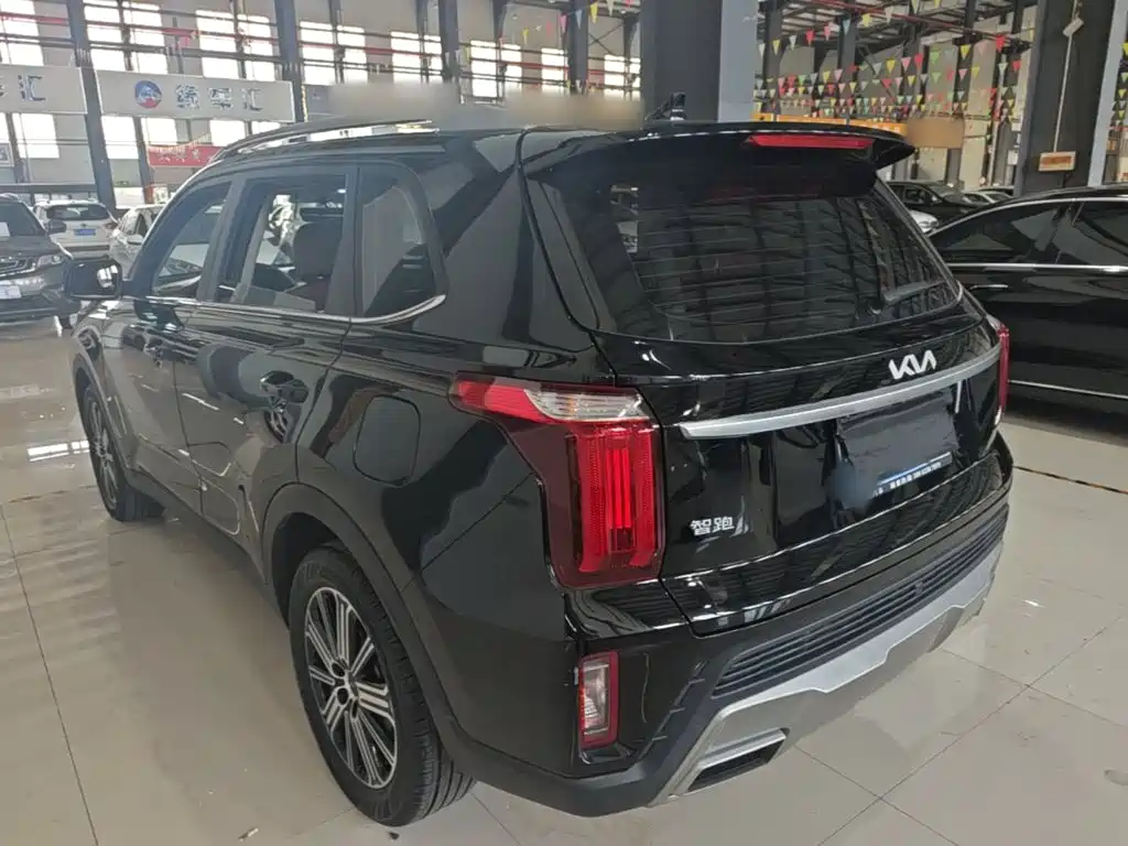 Kia Sportage — фото 5