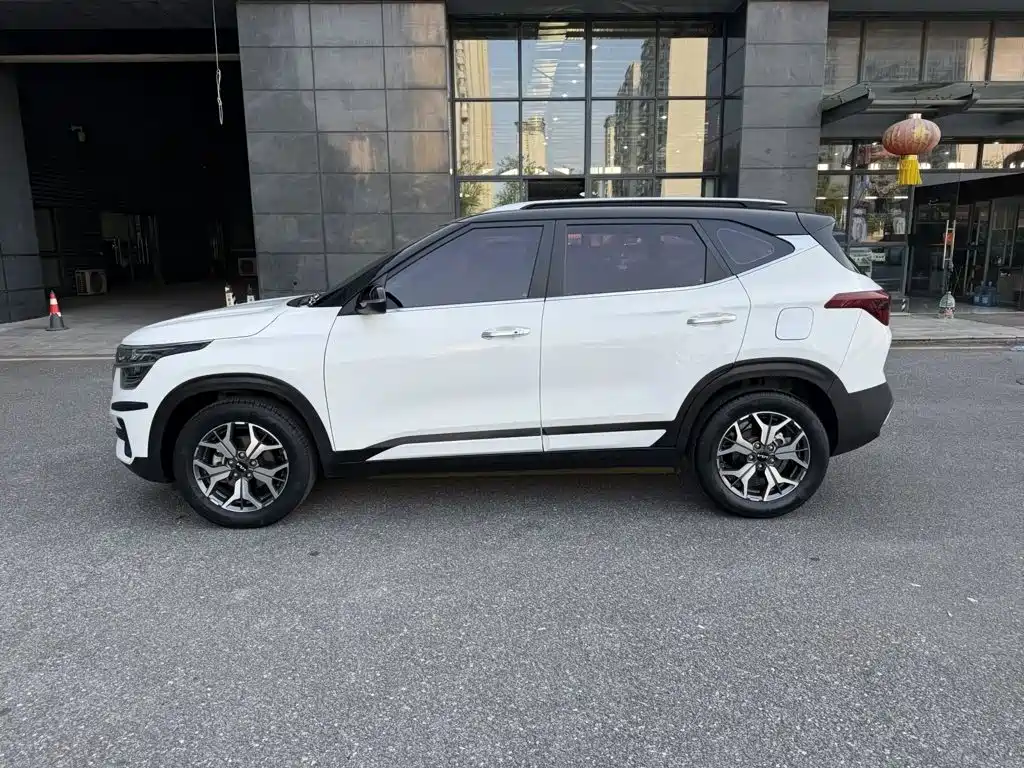Kia KX3 — фото 3
