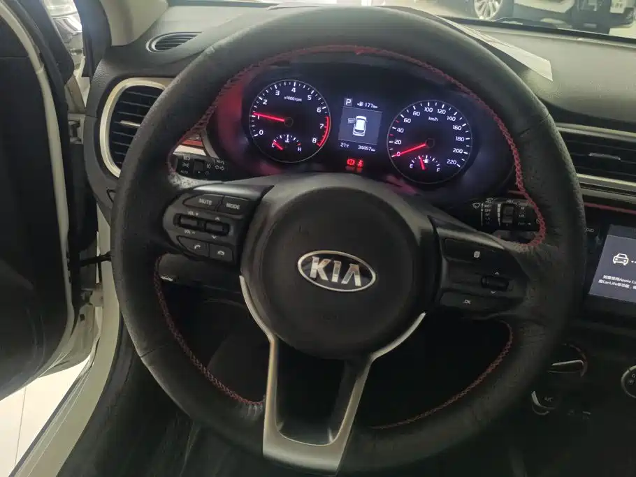 Kia KX Cross — фото 15