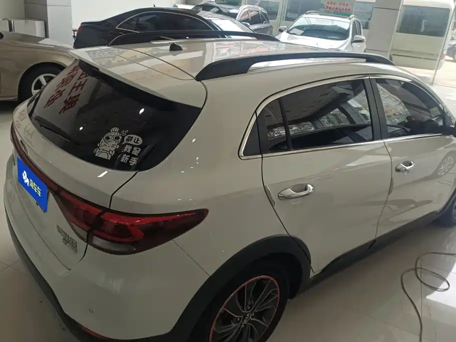 Kia KX Cross — фото 3