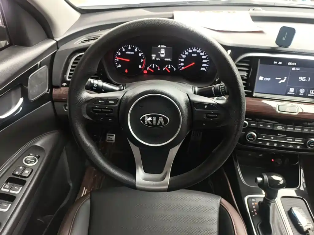 Kia K4 — фото 11