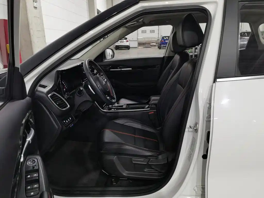 Kia KX3 — фото 10