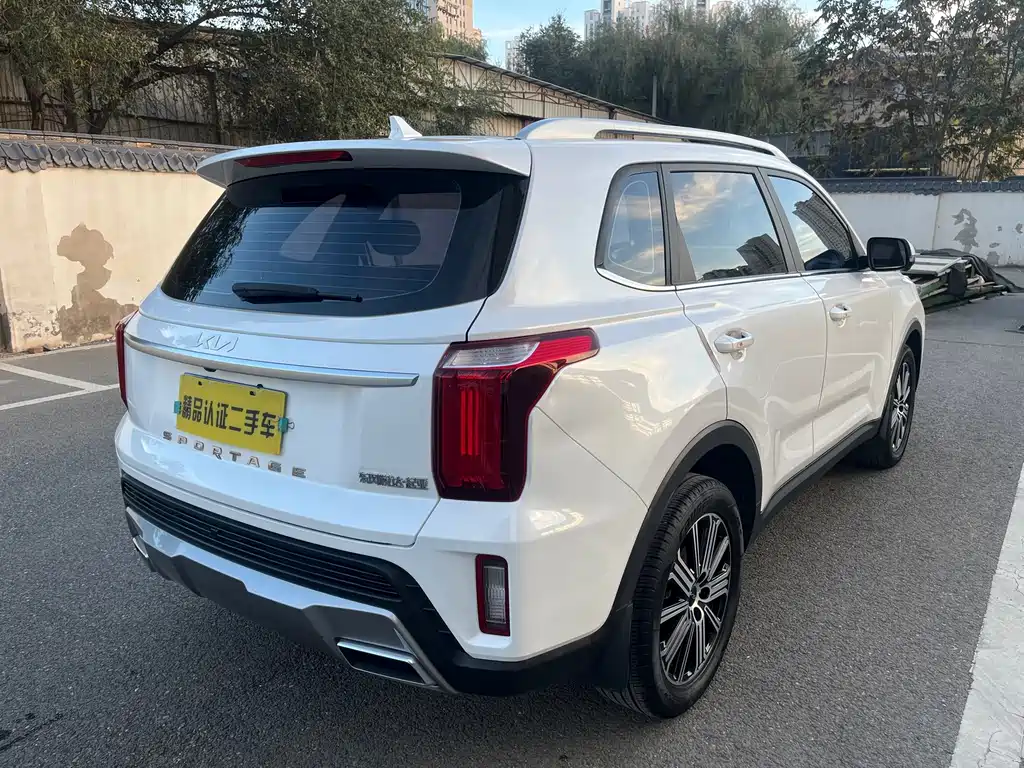 Kia Sportage — фото 18