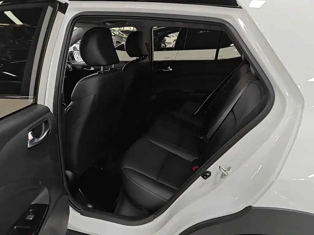 Kia KX1 — фото 17