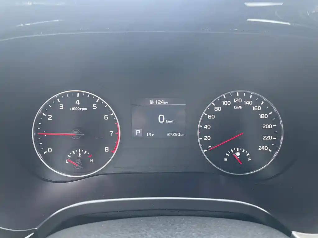 Kia KX3 — фото 8