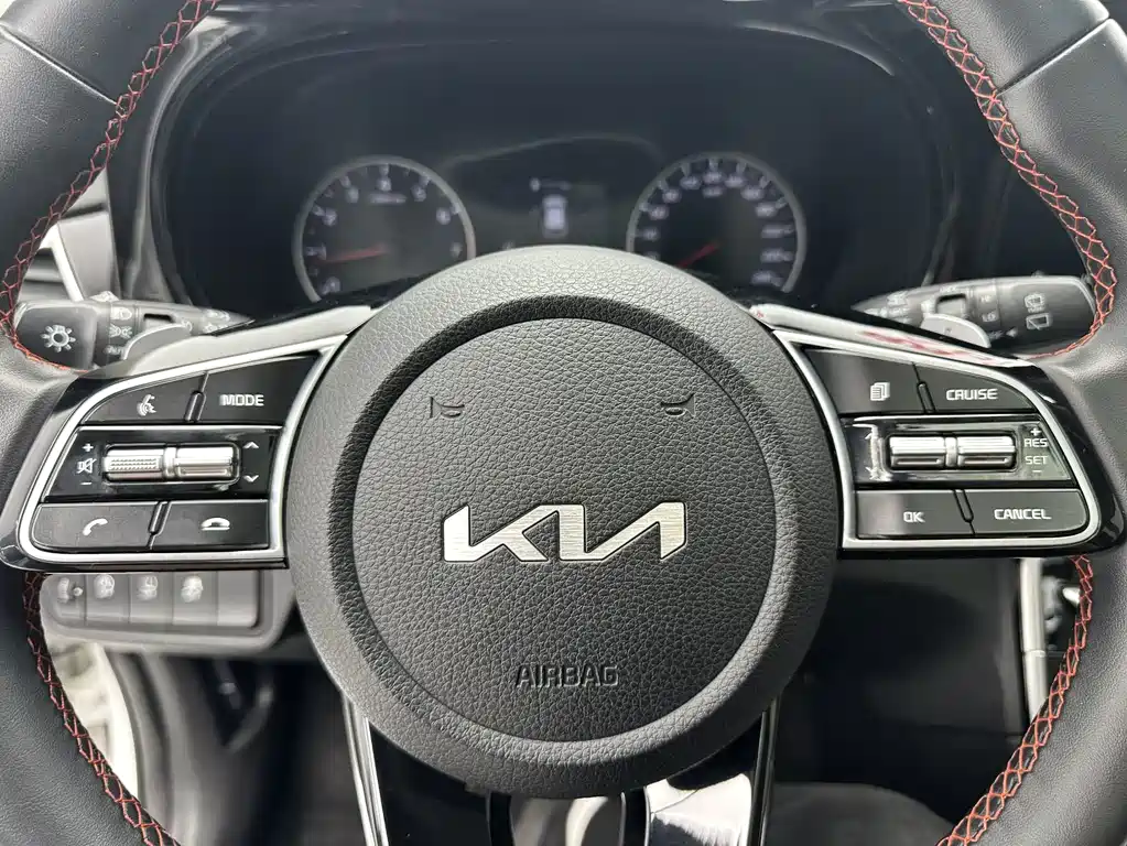 Kia KX3 — фото 13