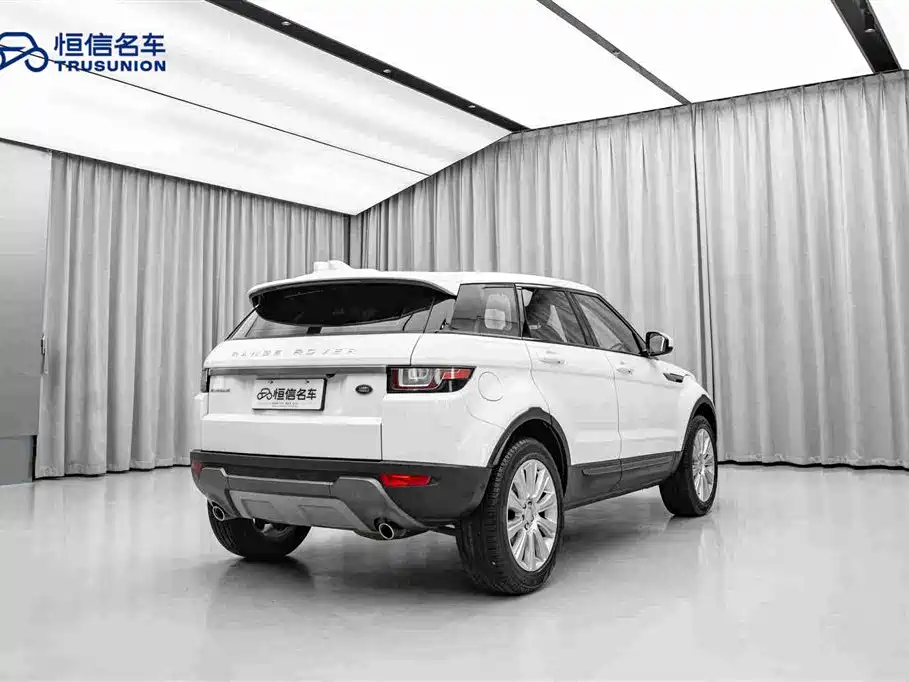 Land Rover Evoque — фото 5