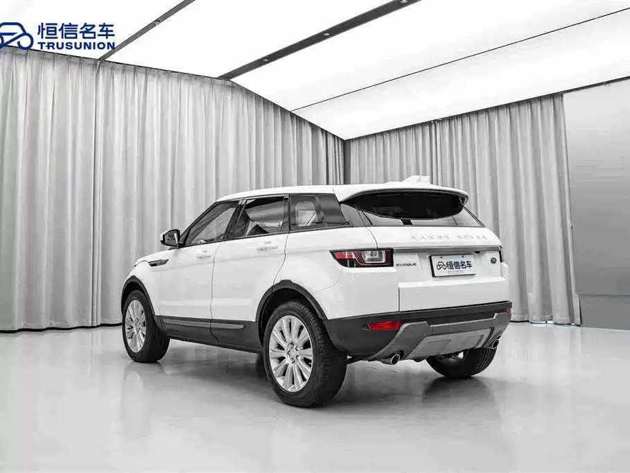 Land Rover Evoque — фото 7