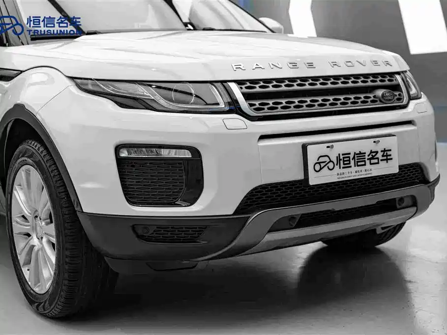 Land Rover Evoque — фото 9
