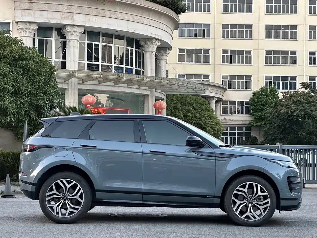 Land Rover Evoque — фото 8