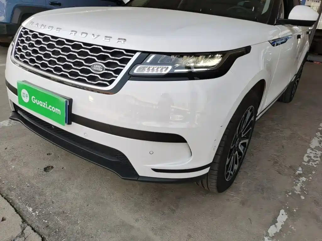 Land Rover Velar — фото 24