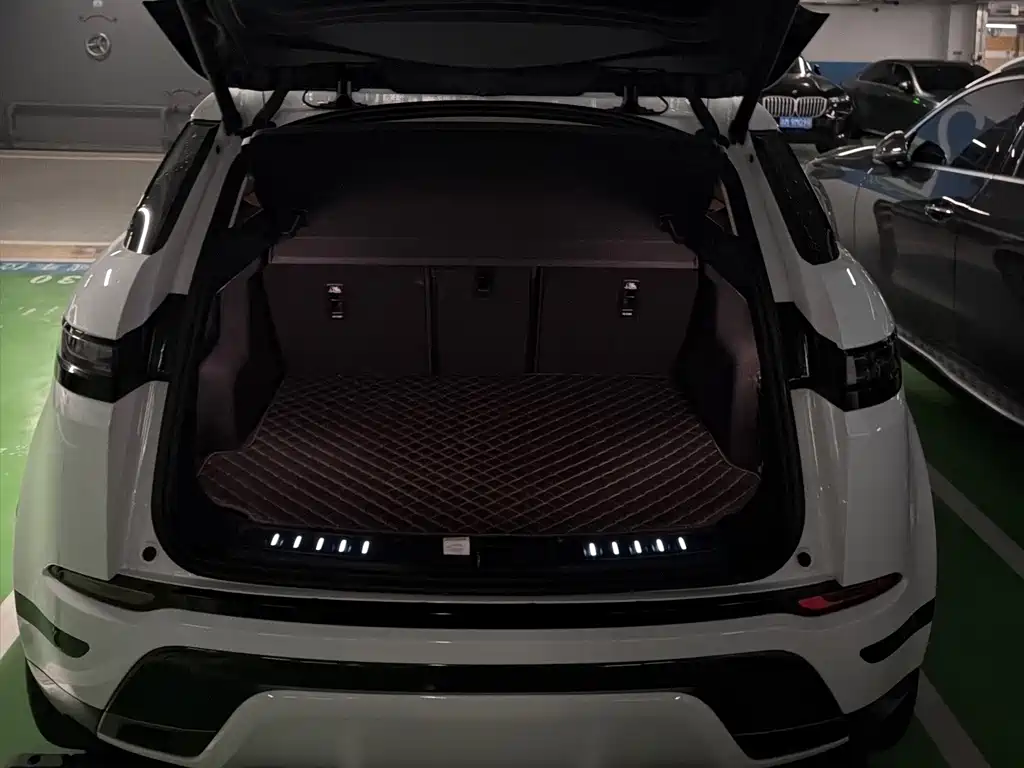 Land Rover Evoque — фото 13