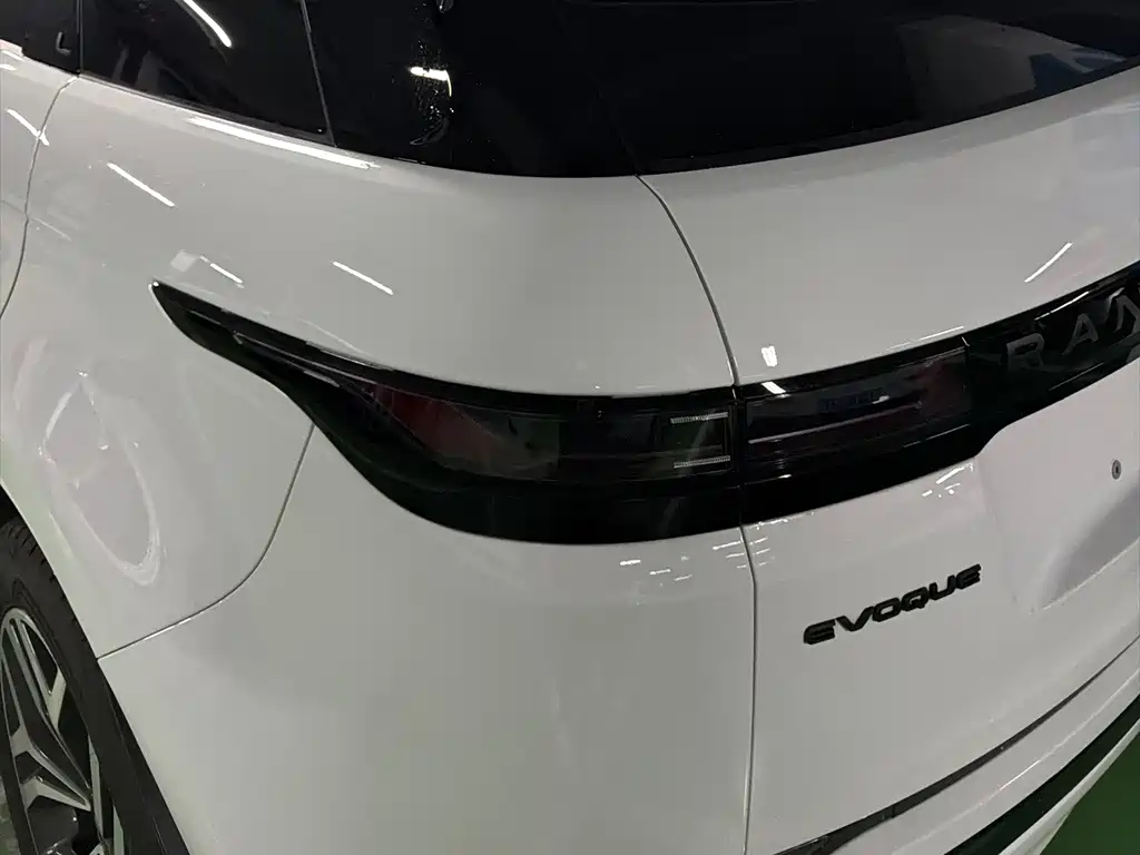 Land Rover Evoque — фото 6