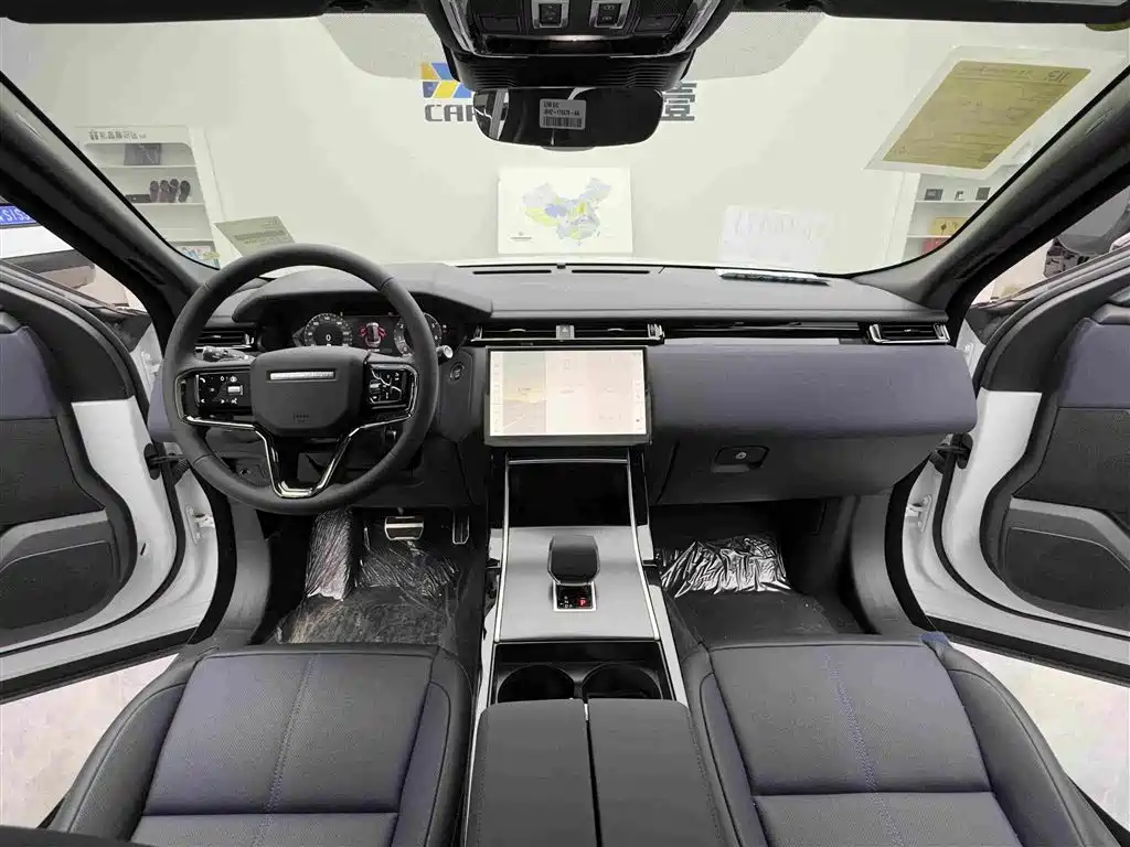 Land Rover Velar — фото 11