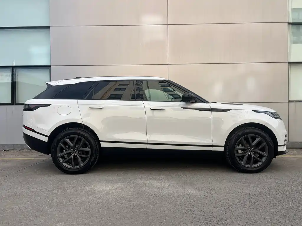Land Rover Velar — фото 11