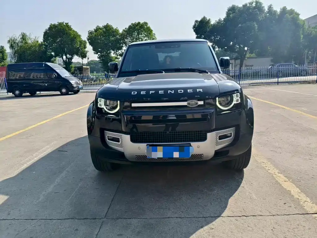 Land Rover Defender — фото 2