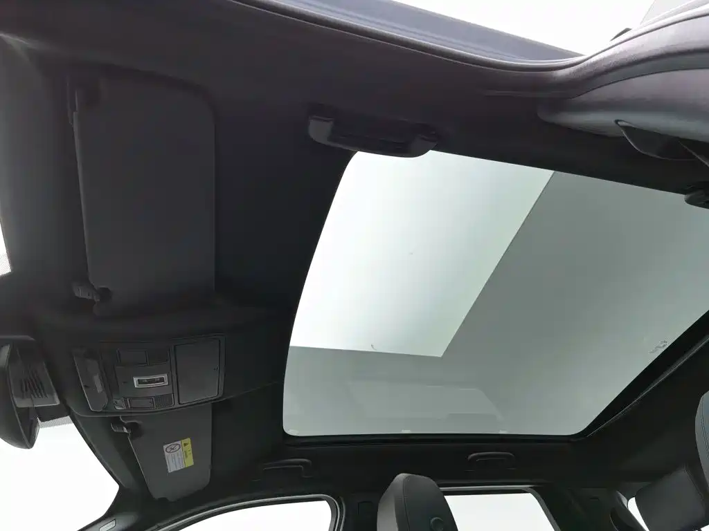 Land Rover Discovery Sport — фото 14