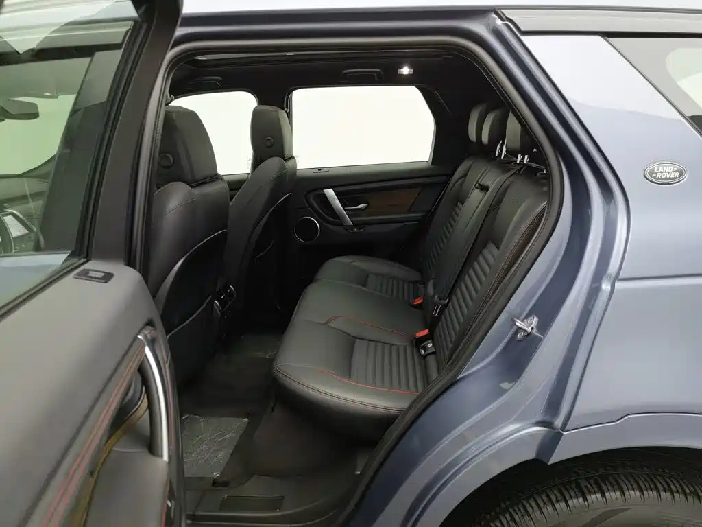 Land Rover Discovery Sport — фото 15