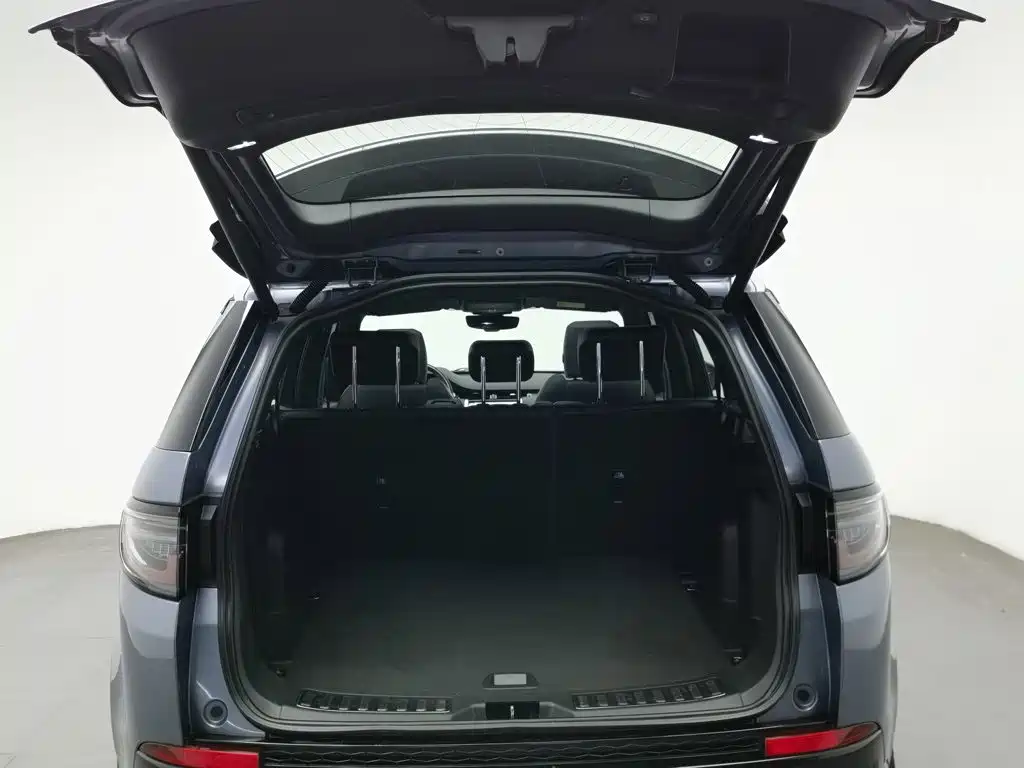 Land Rover Discovery Sport — фото 16
