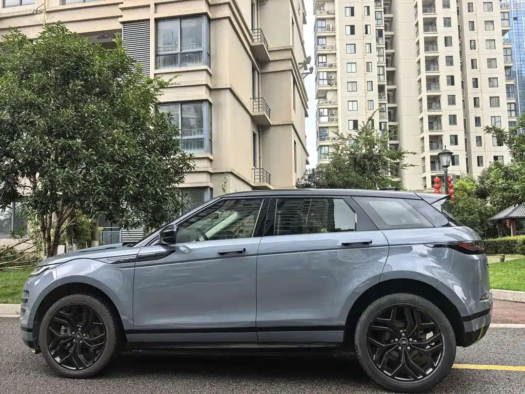 Land Rover Evoque — фото 13