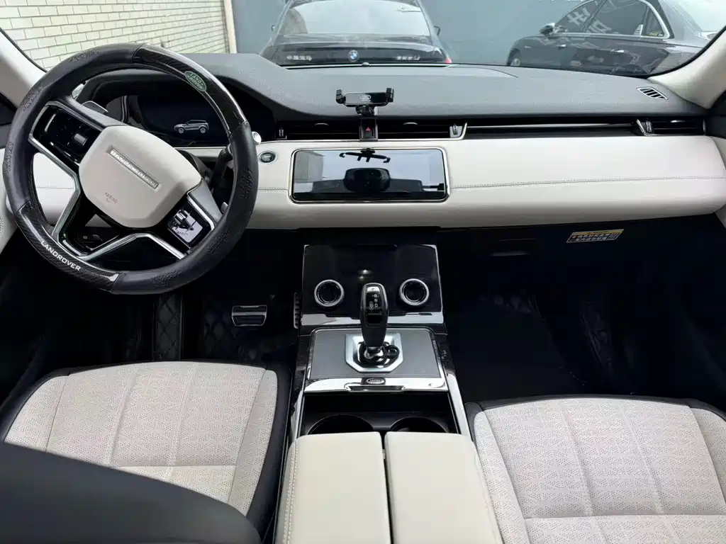 Land Rover Evoque — фото 5