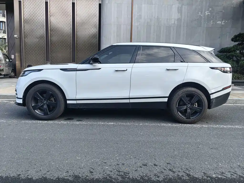Land Rover Velar — фото 8