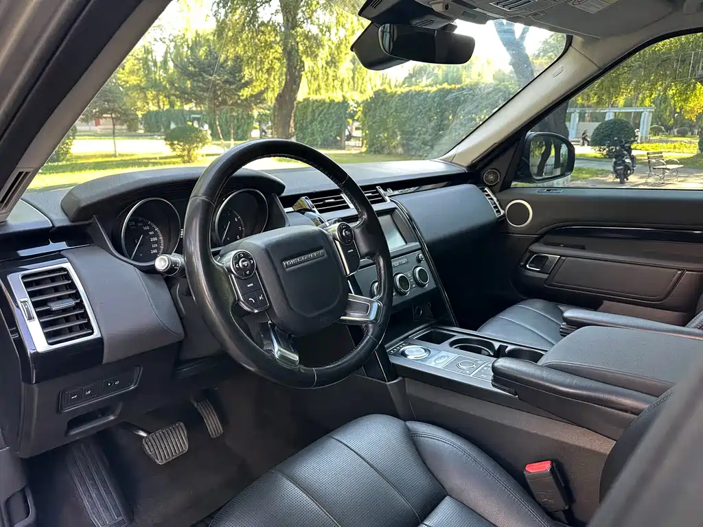 Land Rover Discovery — фото 11