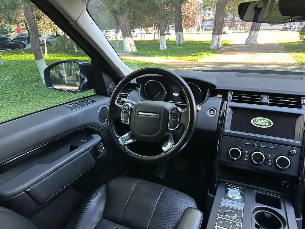 Land Rover Discovery — фото 22